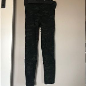 Spanx camouflage leggings